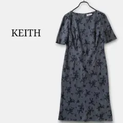 美品✨キースKEITH　花柄半袖ワンピース　グレー×黒ブラック総柄ひざ丈きれいめのサムネイル