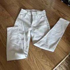 ムルーアグレーホワイト スキニーデニムのサムネイル