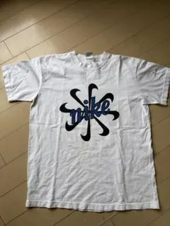 ◾️NIKE◾️ 筆記体&風車Tシャツ 90sビンテージ品　Mサイズのサムネイル