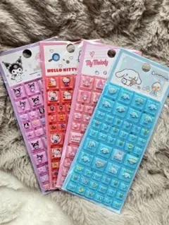 高品質‼️超少量‼️ サンリオ　タイルシール