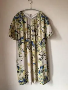 ESPIE☆ふっくら袖の花柄ワンピースのサムネイル