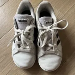 adidasスニーカー　19cmのサムネイル