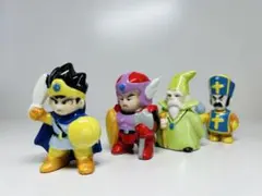 ドラゴンクエスト　陶器人形　4体セット ドラクエ3 勇者　戦士　僧侶　魔法使い