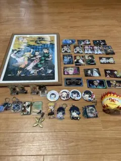 【まとめ売り】鬼滅の刃 パズルとキャラクターグッズセット