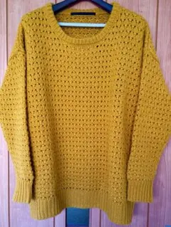 KBF＋　透かし編みマスタードニットセーター
