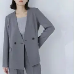 【美品】ナチュラルビューティーベーシック　クラッシー　セットアップ　グレー