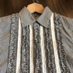 ストライプシャツ　フリル　レース