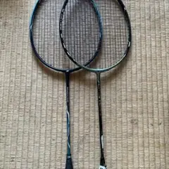 バドミントンラケット2本セット YONEX MIZUNOのサムネイル
