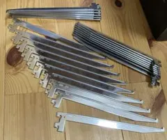 商品陳列用 スチール製 2段フック 角バー用 50本セット - メルカリ