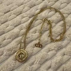 Dior ゴールドネックレス