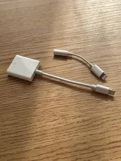 LightningヘッドフォンジャックアダプタとSDカードリーダーのセット