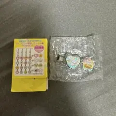 シナモン　シークレットおはじきシール風アクセサリー