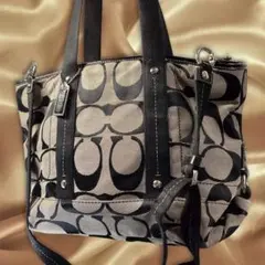 coach コーチ　トートバッグ　T4　ハンドバッグ　シグネチャー　グレー 黒