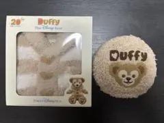 ダッフィージェラピケコラボ ぬいぐるみコスチューム、ポーチクッションセット