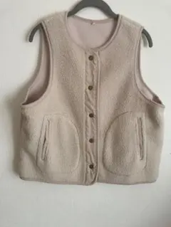 ベージュ フリース ベスト ボタン付き