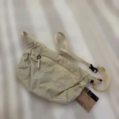 THE NORTH FACE ショルダーバッグ ベージュのサムネイル