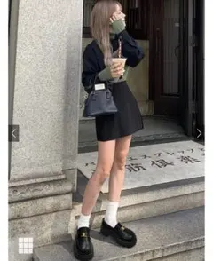 GRL モノグラムプレート厚底ローファー