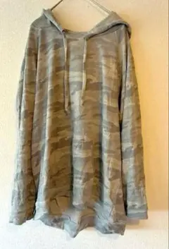 レディースファッション迷彩パーカーＬ✨薄手トレーナーオシャレ春にも✨