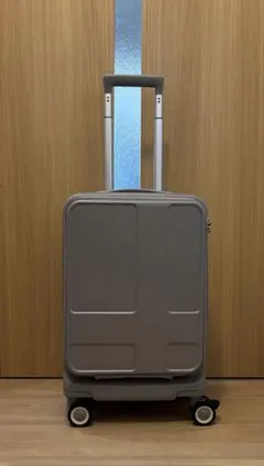人気色】イノベーター スーツケース 33L バニラ - メルカリ