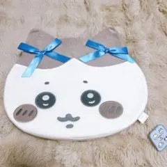 ちいかわ 低反発クッションハチワレ リボン