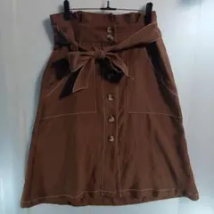 Bershka　リボン付き フレアスカート　ブラウン Mのサムネイル