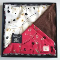 Burberrys 花柄ハンカチ・タオルハンカチ　3枚セット