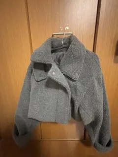 ショート丈 ボアジャケット グレー