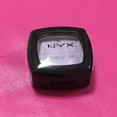 ★新品★ NYX アイシャドウのサムネイル