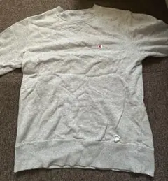 Champion グレー スウェットシャツ