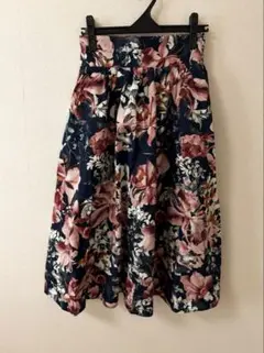 【used】PICCIN 花柄スカートのサムネイル