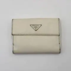 PRADA プラダ 二つ折り財布 サフィアーノレザー ホワイト 三角ロゴ