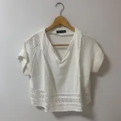 アーバンリサーチ　ブラウス　キーネックシャツ　フレンチスリーブ　裾レース