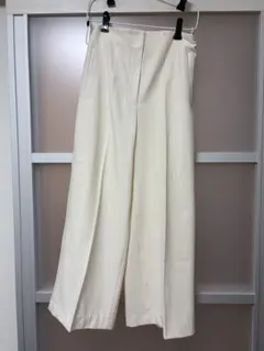 【ZARA】ワイドパンツ ホワイト Sサイズ