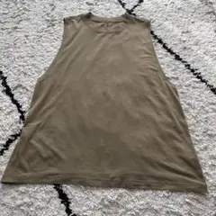ルルレモン　タンクトップ　サイズ4