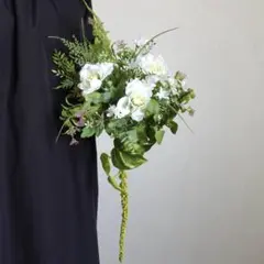 ナチュラルホワイトグリーンブーケ　結婚式　フォトウェディング　ブートニア付き