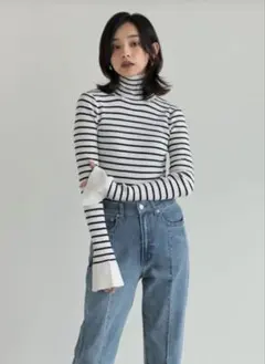 フレアスリーブハイネックリブニットトップス ストライプ　ベルスリーブ