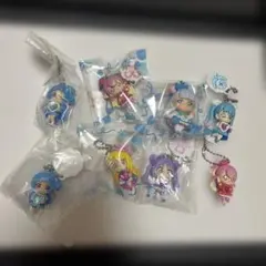 プリキュア キーホルダー　ストラップ　ガチャ