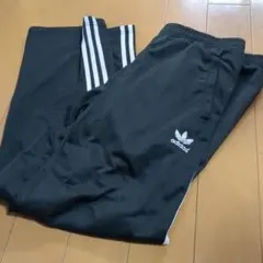 adidas フィットネスパンツ　秋冬物