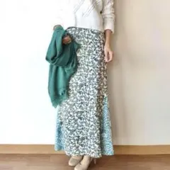 美品 MACPHEE / フラワーマーメイドロングスカート トゥモローランドのサムネイル