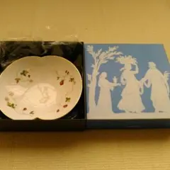 【新品未使用】【WEDGWOOD】ワイルドストロベリー　マリアージュボールS