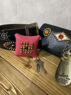 008 outlet 本革 真鍮 スクエア型コインケース ピンク色