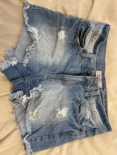 デニムショートパンツ Mサイズ ダメージ加工