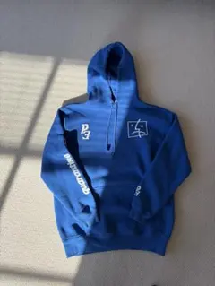 peate ピート　　 青色 ロゴ パーカー