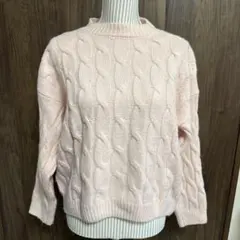 ケーブル編み ピンク ニットセーター 長袖