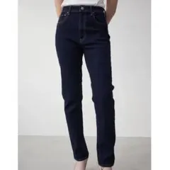 【AZUL by moussy】ストレートデニムパンツ Mサイズのサムネイル