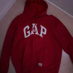 GAP30th赤パーカー