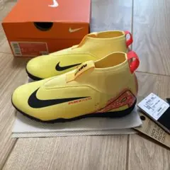 NIKE ジュニアズームスーパーフライ10ACAD KM TF 20.0