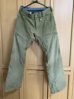 VOLCOM スノーボードパンツ カーキ Mサイズのサムネイル