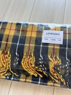 LOVETOXIC チェック柄マフラー