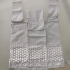 LOUIS VUITTON ドット柄エコバッグ　折折り畳みのサムネイル
